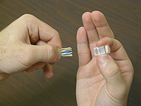 inserindo-os-cabos-no-conector